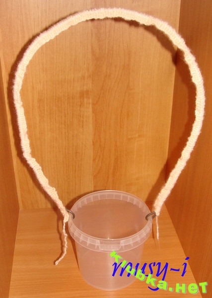 Шкатулка-игольница крючком из майонезного ведра (мастер-класс)